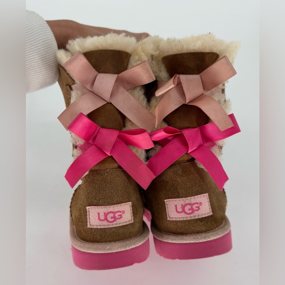 UGG Kids Brown Suede Boots with Pink Soles and Bows - Picture 5 of 7